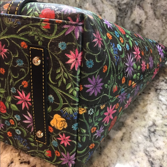 🚫SOLD🚫Dooney & Bourke Floral E/W Shopper *RARE* - Picture 5 of 8